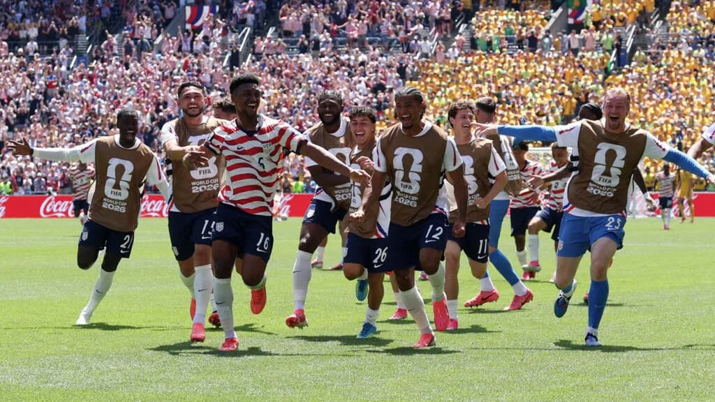États-Unis domine l'Australie 2-0